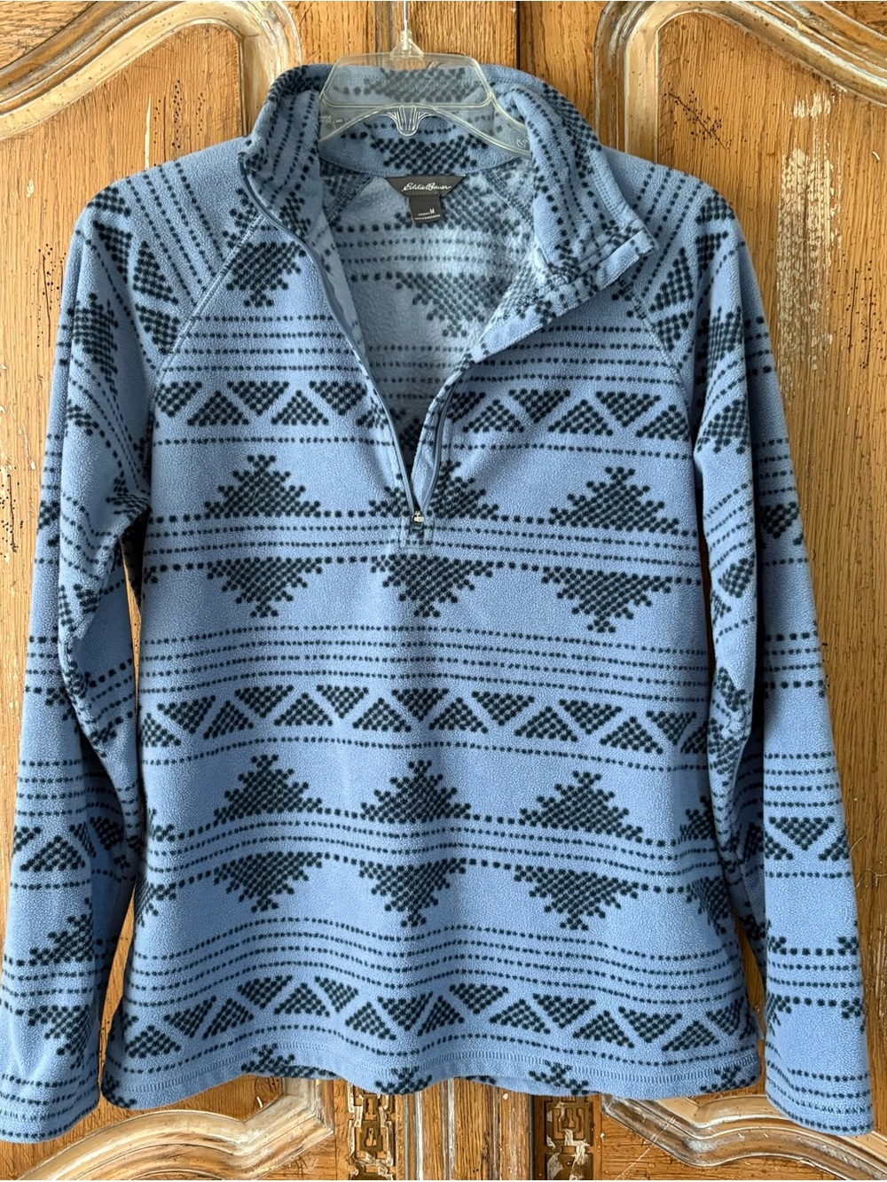 Eddie Bauer Womens Medium
Fleece Half Zip Pullover Blue
Geometric Aztec Print M